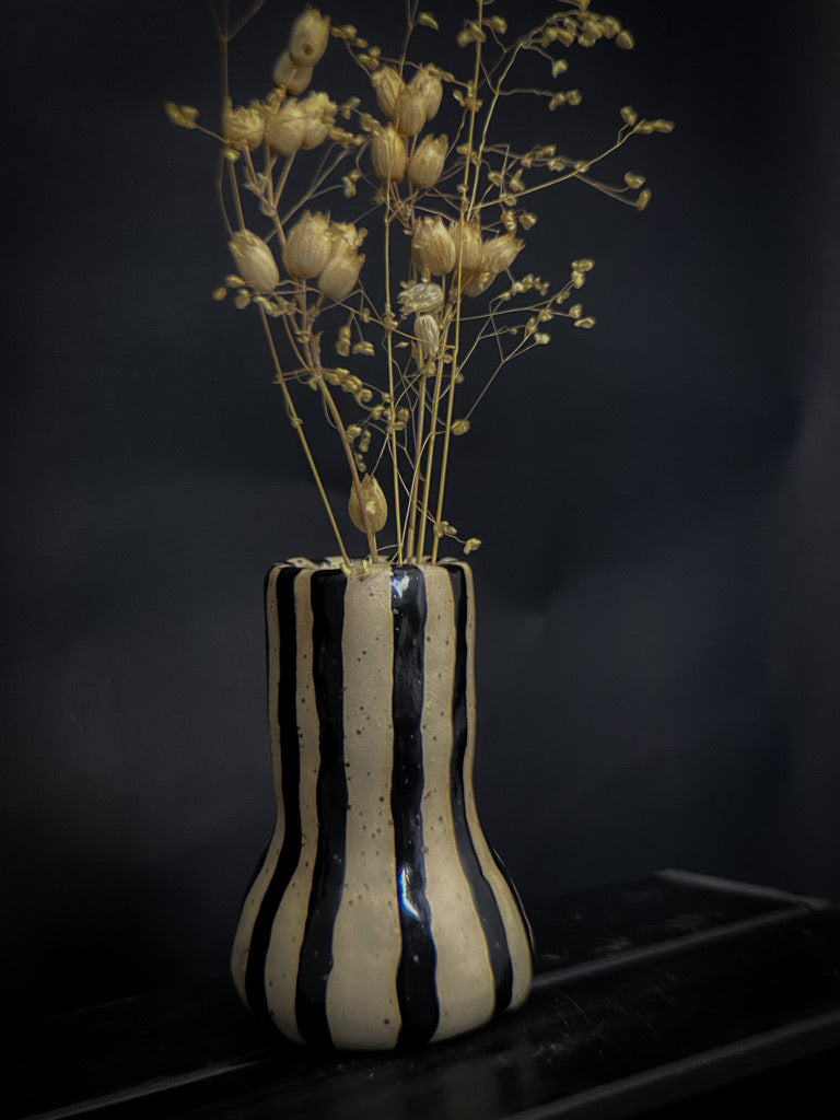 Vase - White clay with big black shiny vertical lines