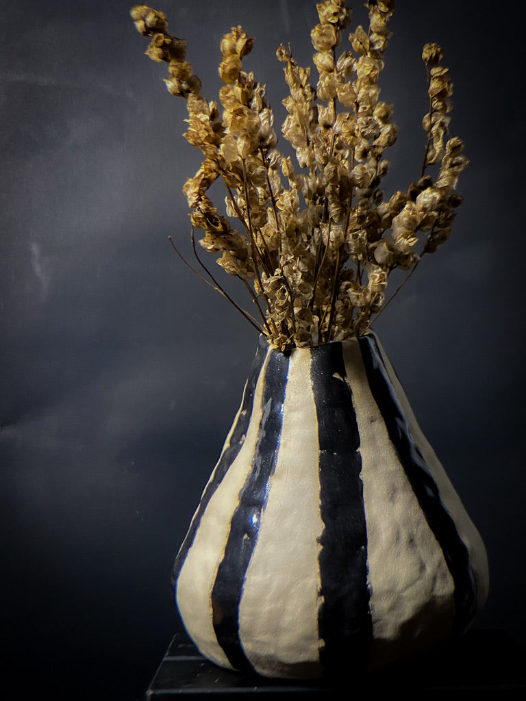 Vase - White clay with big black shiny vertical lines