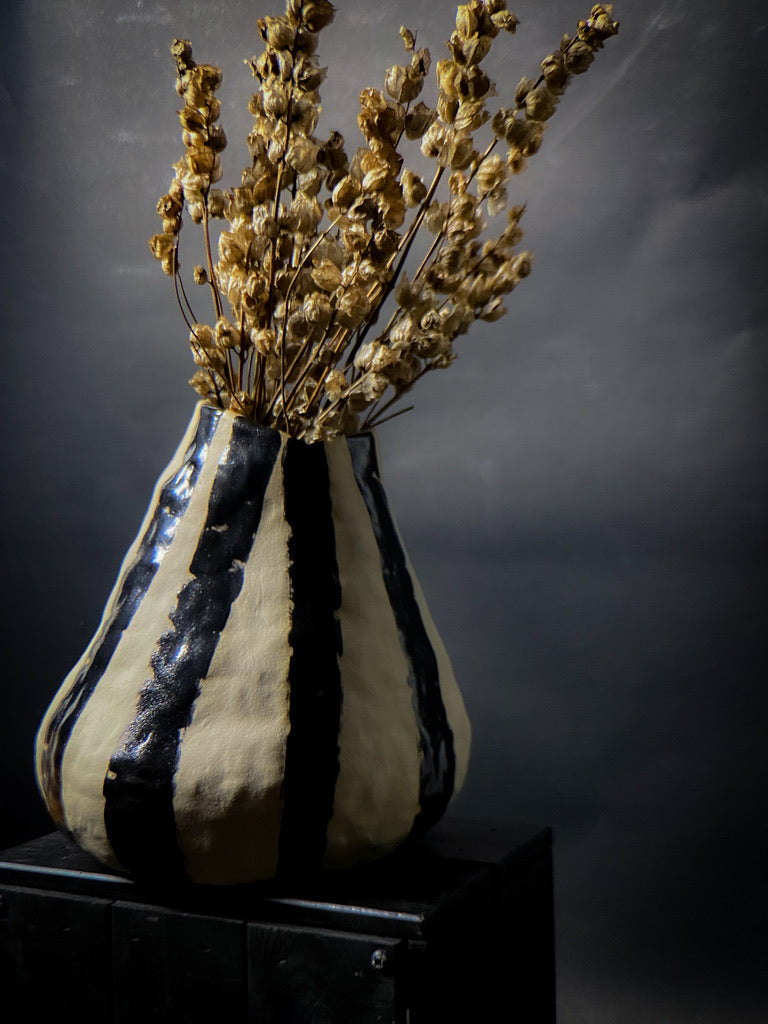 Vase - White clay with big black shiny vertical lines