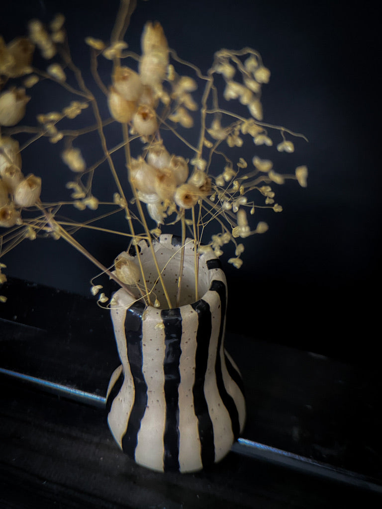 Vase - White clay with big black shiny vertical lines