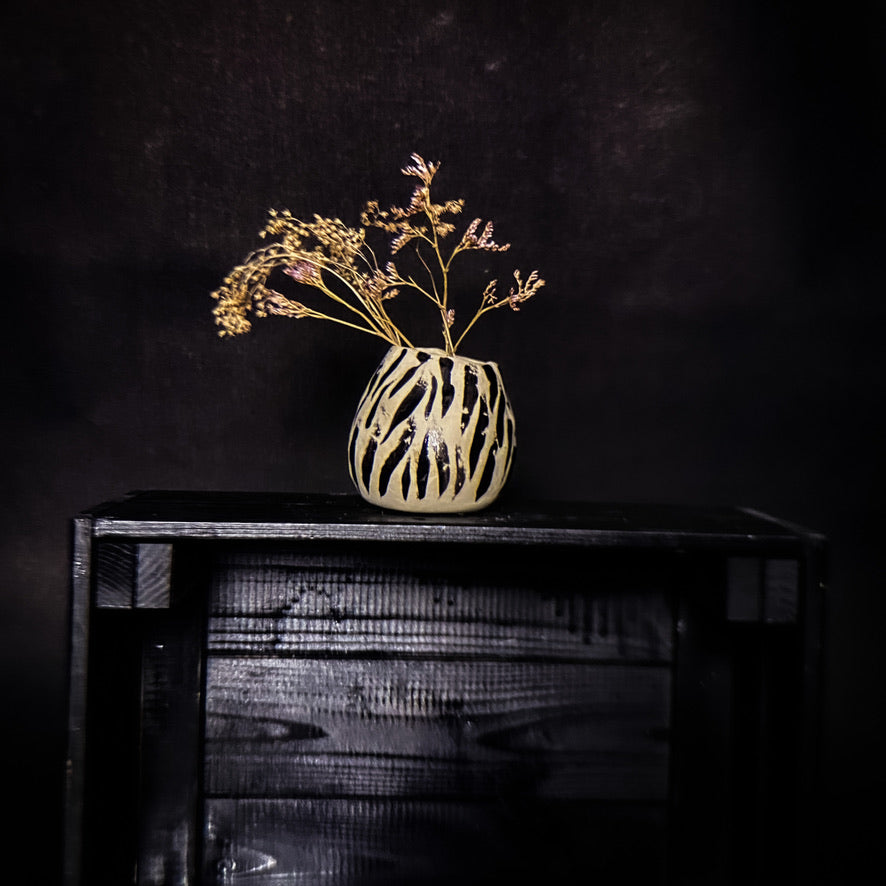 Vase - Tiger pattern