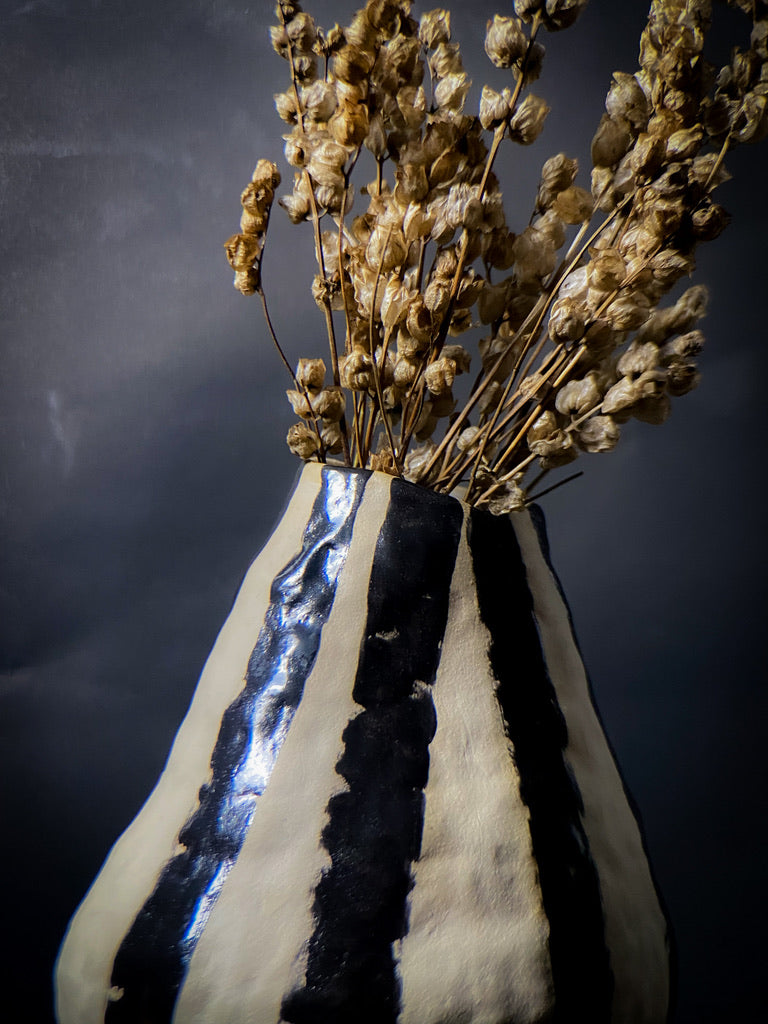 Vase - White clay with big black shiny vertical lines