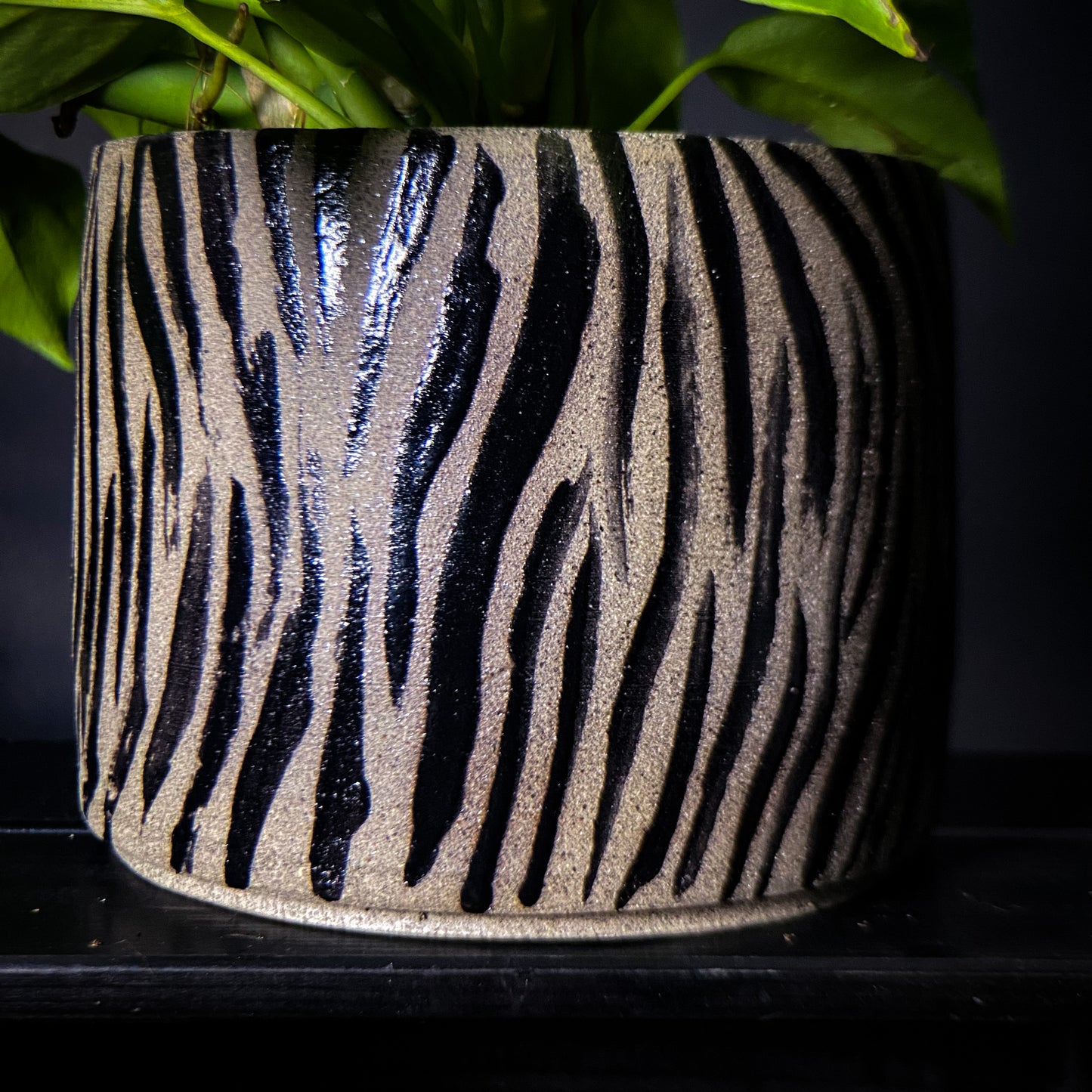 Plantpot holder - Tiger pattern