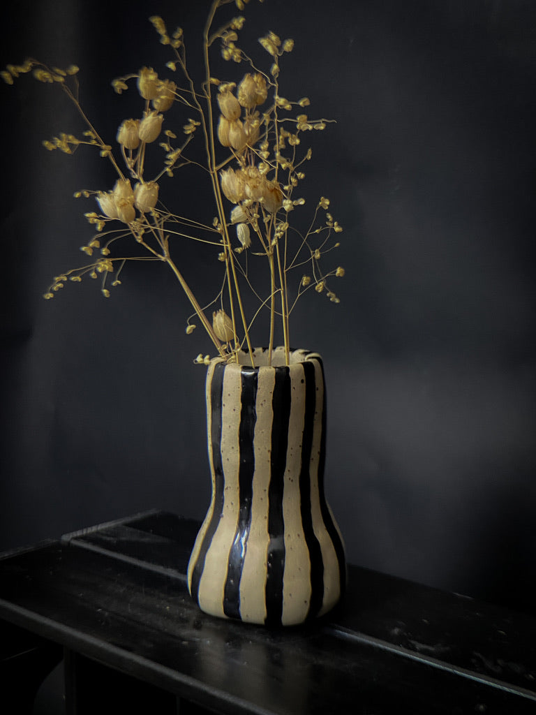 Vase - White clay with big black shiny vertical lines