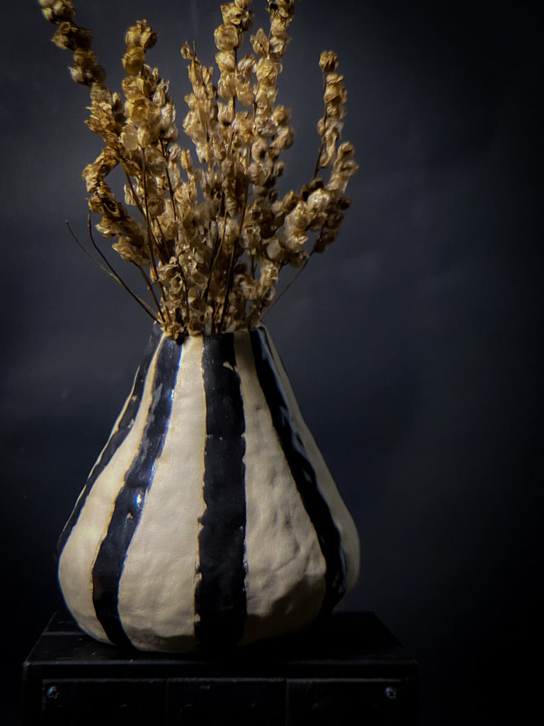 Vase - White clay with big black shiny vertical lines