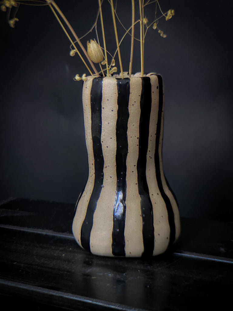 Vase - White clay with big black shiny vertical lines